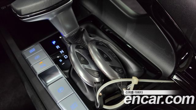 Hyundai AVANTE 2025 — photo 16