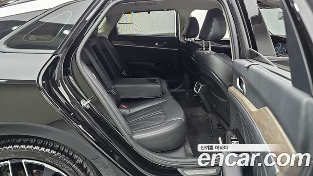 Kia K5 2023 — photo 12