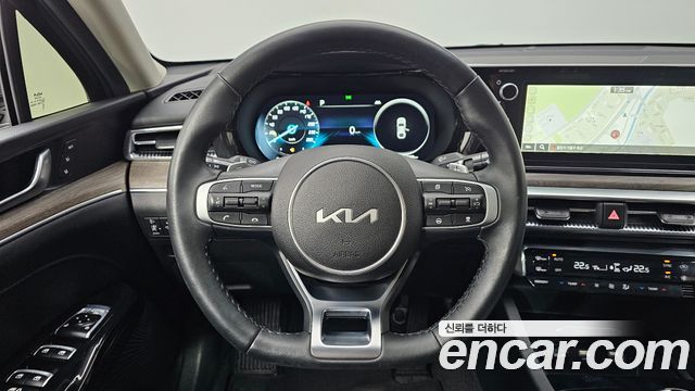 Kia K5 2023 — photo 13