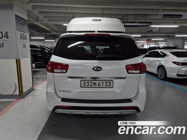 Kia Canival 2018 — photo 2