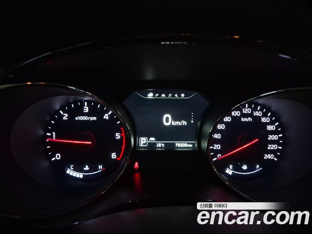Kia Canival 2018 — photo 5
