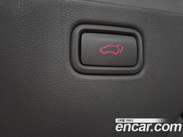 Kia Canival 2018 — photo 19