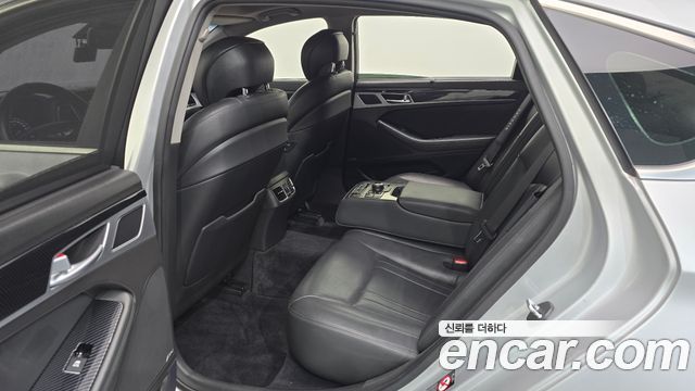 Hyundai Genesis 2015 — photo 11