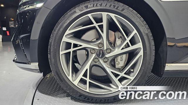 Genesis G90 2023 — photo 5