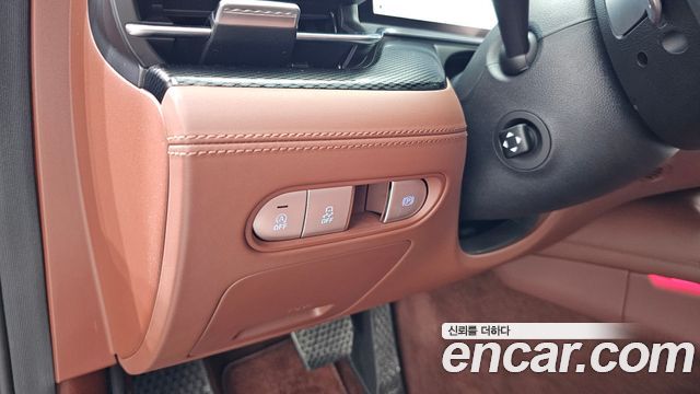 Genesis G90 2023 — photo 17