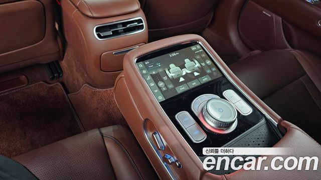 Genesis G90 2023 — photo 19