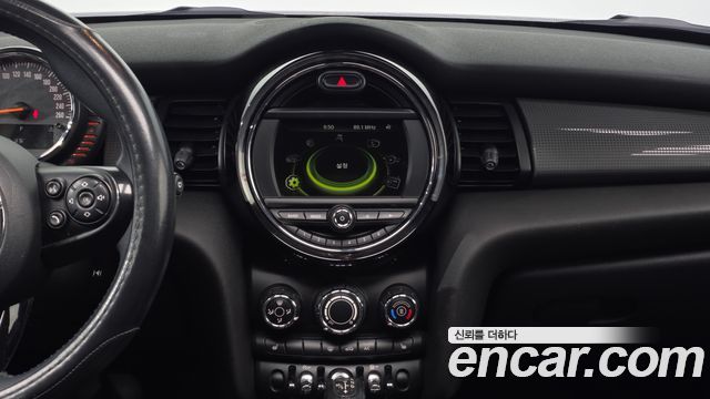 Mini Cooper 2015 — photo 14