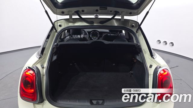 Mini Cooper 2015 — photo 20