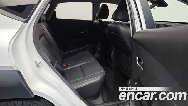 Hyundai Kona 2023 — photo 12