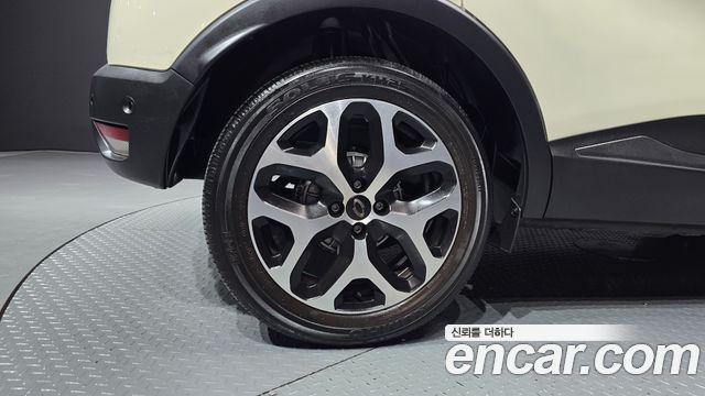 Renault Korea QM3 2018 — photo 5
