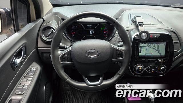 Renault Korea QM3 2018 — photo 13