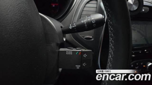 Renault Korea QM3 2018 — photo 16
