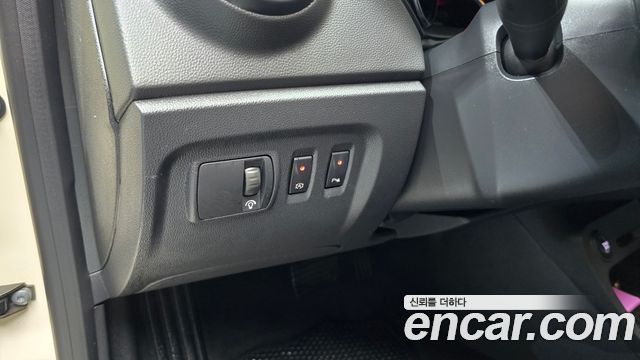 Renault Korea QM3 2018 — photo 19