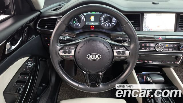Kia K7 2017 — photo 19