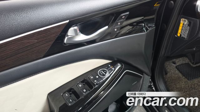 Kia K7 2017 — photo 33
