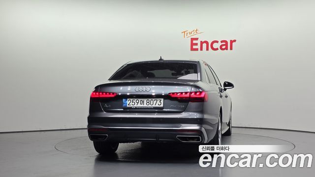 Audi A4 2021 — photo 4
