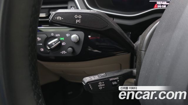 Audi A4 2021 — photo 17