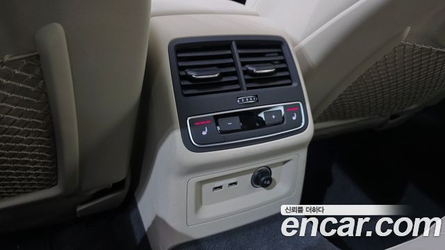 Audi A4 2021 — photo 20