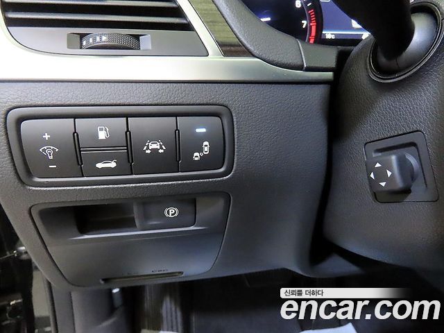 Genesis G80 2017 — photo 14