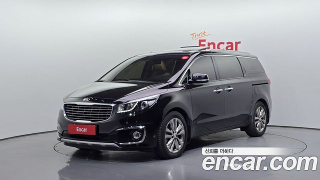 Kia Canival 2018 — photo 1