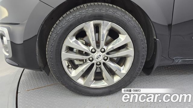 Kia Canival 2018 — photo 5