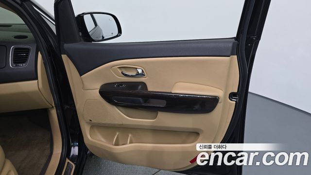 Kia Canival 2018 — photo 15