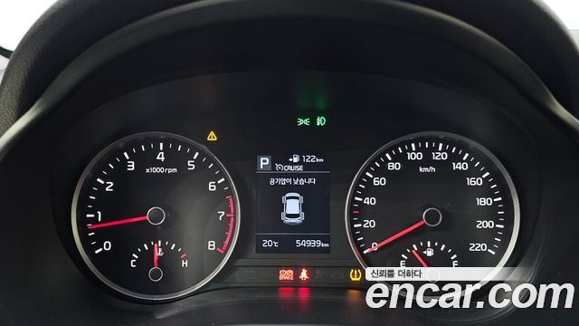 Kia Stonic 2018 — photo 8