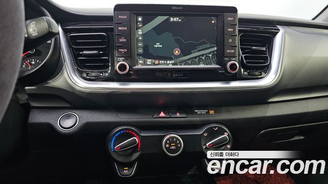 Kia Stonic 2018 — photo 11