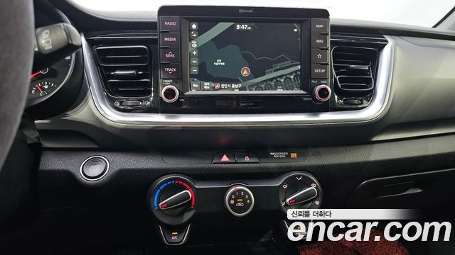 Kia Stonic 2018 — photo 15
