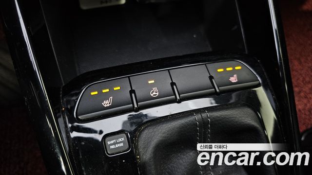 Kia Stonic 2018 — photo 20