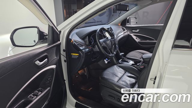 Hyundai Santafe 2017 — photo 10