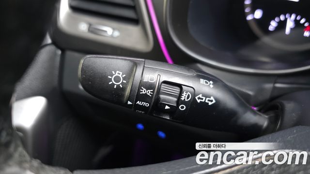 Hyundai Santafe 2017 — photo 17