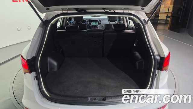 Hyundai Santafe 2017 — photo 20
