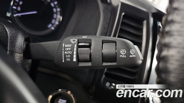 KG Mobility Rexton 2020 — photo 36