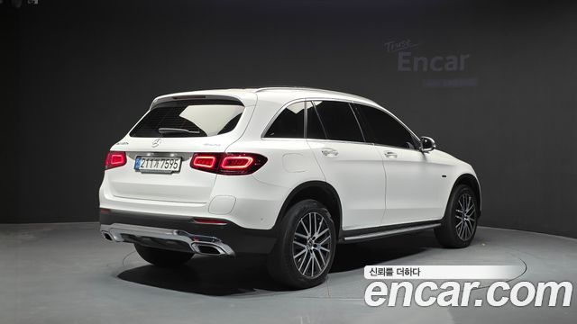 Mercedes-Benz GLC-Class 2021 — photo 2