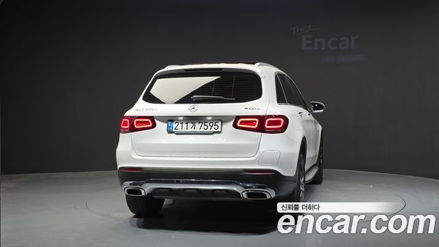 Mercedes-Benz GLC-Class 2021 — photo 4
