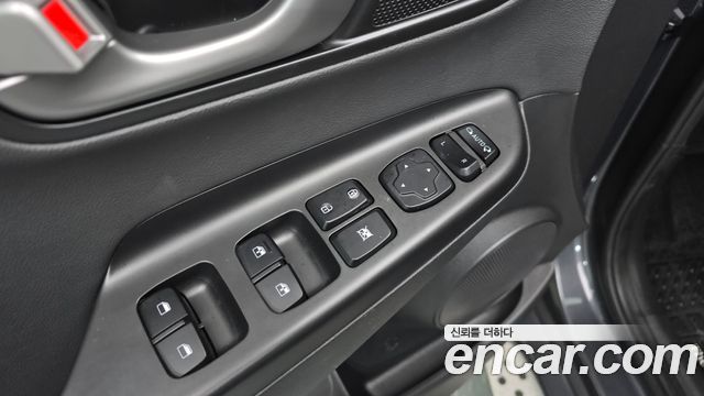 Hyundai Kona 2020 — photo 28