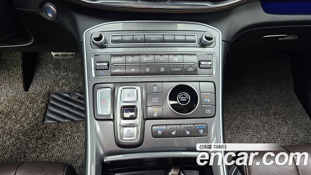Hyundai Santafe 2021 — photo 12