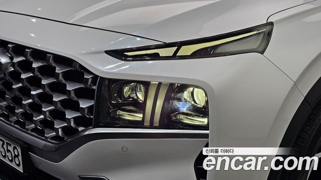 Hyundai Santafe 2021 — photo 8