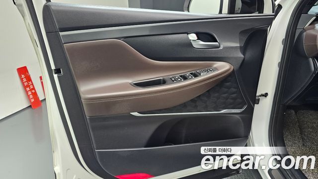 Hyundai Santafe 2021 — photo 14