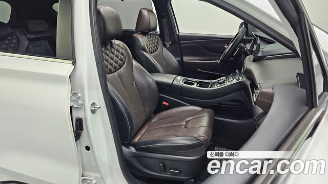 Hyundai Santafe 2021 — photo 16