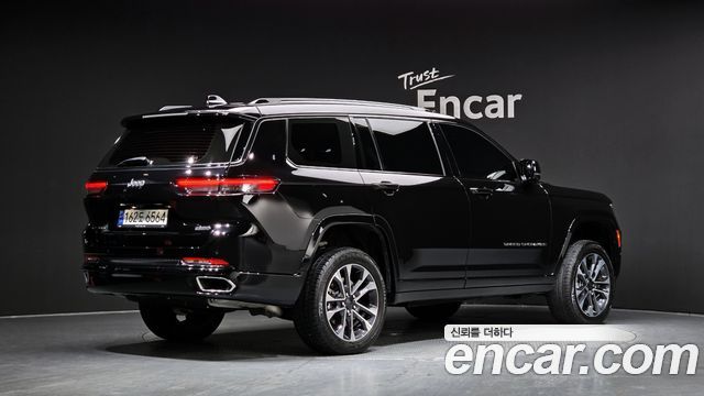 Jeep Cherokee 2022 — photo 2
