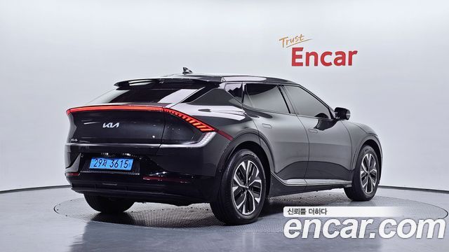 Kia EV6 2022 — photo 2