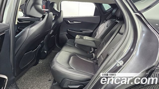 Kia EV6 2022 — photo 18