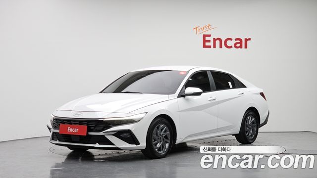 Hyundai AVANTE 2024 — photo 1