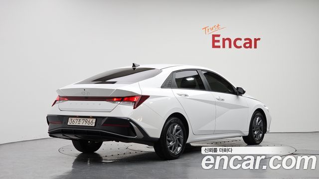 Hyundai AVANTE 2024 — photo 2