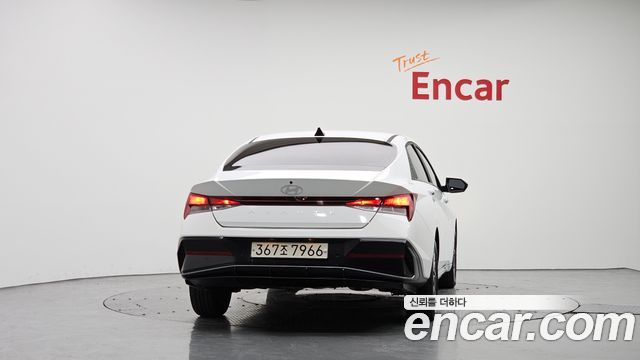 Hyundai AVANTE 2024 — photo 4