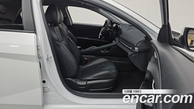 Hyundai AVANTE 2024 — photo 11