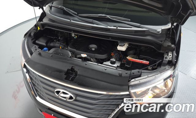 Hyundai Starex 2019 — photo 6