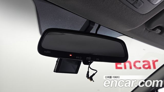 Hyundai Starex 2019 — photo 25